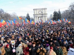 Протестующие временно заблокировали один из въездов в Кишинев