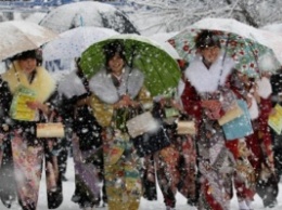 Впервые за 115 лет: на юге Японии выпал снег