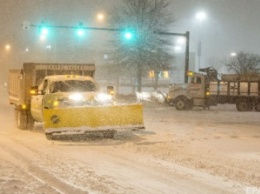 Снежная буря в США унесла жизни уже 30 человек
