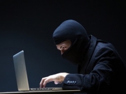 СБУ изъяла серверное оборудование у провайдера "Адамант" в связи с расследованием деятельности хакеров