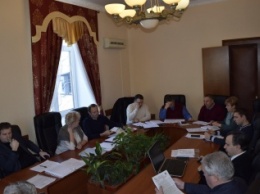 Депутаты в 14 раз обсудили проект Регламента Николаевского горсовета