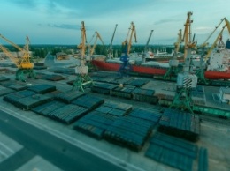 Порт «Октябрьск» отдаст 3 миллиона гривен за прием загрязняющих веществ с суден