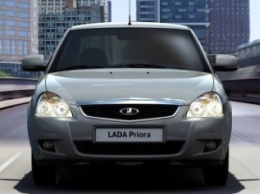 Появились новые подробности об «ободранной» Lada Priora