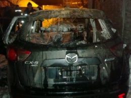 Ночью в Николаеве сгорел "люксовый" автомобиль