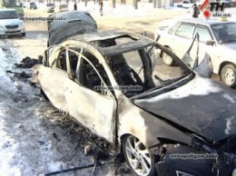 В Харькове сгорел автомобиль адвоката антимайдановцев. ФОТО+видео