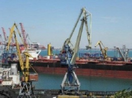 В США остановилась работа порта из-за ухода с работы более тысячи грузчиков
