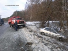 ДТП на Киевщине: спасатели вытащили из кювета Daewoo Lanos. ФОТО