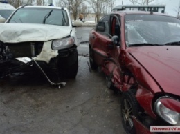 ДТП в Соляных - столкнулись четыре автомобиля