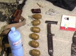 Полиция обнаружила тайник с боеприпасами