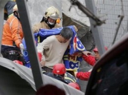 Число погибших в результате землетрясения на юге Тайваня возросло до 14 человек