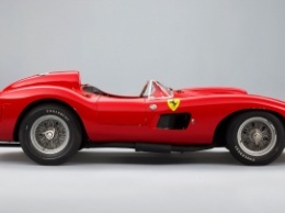 Месси vs Роналду: кому из футболистов достался самый дорогой спорткар в мире Ferrari 335 S Spider Scaglietti?