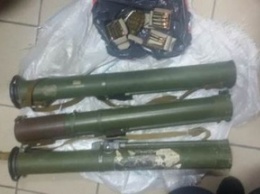 В почтовом отделении Тернополя изъяли гранатометы из зоны АТО