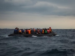 IOM: Число прибывающих в Европу морем беженцев выросло в 10 раз
