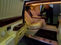 Прототип лимузина ЗИЛ для Путина продают по цене Bugatti Veyron