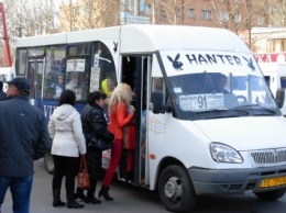 В Николаеве перевозчик заплатит 5 тыс.грн. инвалиду, которого водитель вытолкал из маршрутки