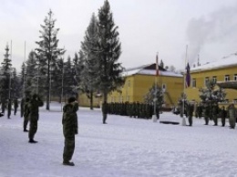 На Львовщину из Канады прибыли двести армейских тренеров