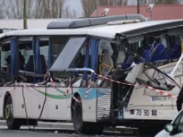 Во Франции школьный автобус столкнулся с грузовиком, погибли шесть учеников
