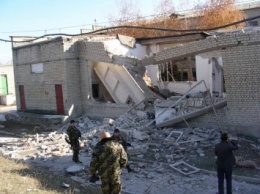 Правозащитники обвинили стороны конфликта на Донбасе в обстреле школ и использовании их в военных целях