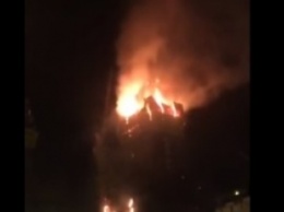 В Астане горит 88-этажный бизнес комплекс