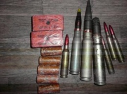 На Днепропетровщине задержали военного с боеприпасами
