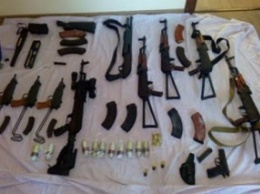 СБУ обнаружила четыре склада с оружием в Киеве и области