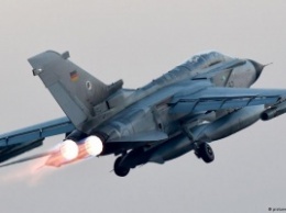 СМИ: Истребители РФ преследуют немецкие Tornado в Сирии