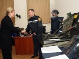 Вооруженные силы США передали украинским пиротехникам современное оборудование