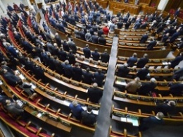 Парламент принял закон об электронном декларировании чиновников