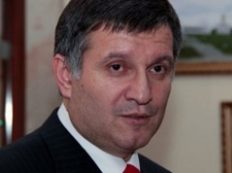 Аваков собрался доверить порядок на Донбассе неблагонадежным полицейским? (документ)