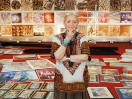 В Киеве известную украинскую художницу выгнали из мастерской