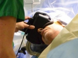 Виртуальную реальность применили для операции на мозге