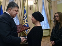 Порошенко присвоил звание Герой Украины посмертно майдановцу Виктору Орленко