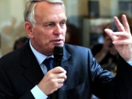 Глава французской дипломатии едет в Киев смотреть на реформы