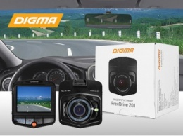 Digma FreeDrive 201 – бюджетный видеорегистратор с записью видео в HD-формате