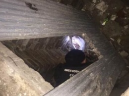 Во Львове в подвале заброшенного дома обнаружили тайник с боеприпасами