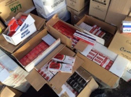 В Черновицкой обл. обнаружили тайник с почти 5,5 тыс. пачек сигарет