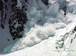 На высокогорье Ивано-Франковской обл. 21 февраля ожидается повышенная лавинная опасность