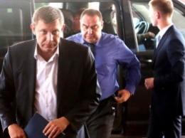 Захарченко и Плотницкий перенесли "выборы" на оккупированной части Донбасса