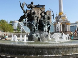 Весной в центре Киева включат фонтаны