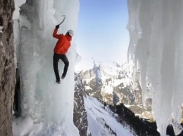 На Эльбрусе МЧС ищет пропавшего альпиниста из Астрахани