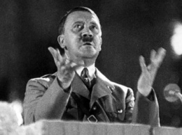 Историки: У Адольфа Гитлера не было «микропениса»