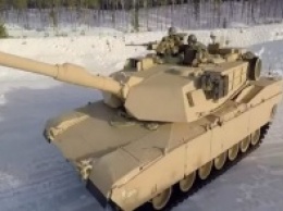 Видео дня: американцы дрифтуют на танке