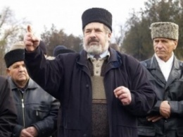 Крымские татары почтили память жертв репрессий чеченского и ингушского народов - Р.Чубаров