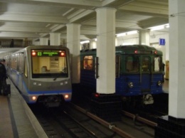 В Москве на Филевской линии метро произошел сбой