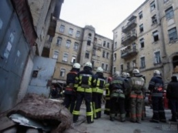 Госархстройинспекция подтвердила незаконность ремонтных работ в обрушившемся в центре Киева доме