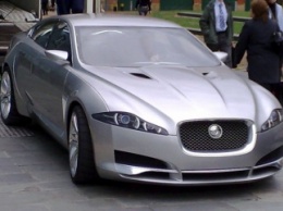 Jaguar XF обновился к 2017 модельному году