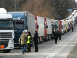 На Закарпатье разблокировали транзит российских фур