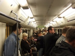 В Москве в метро пассажир распылил слезоточивый газ