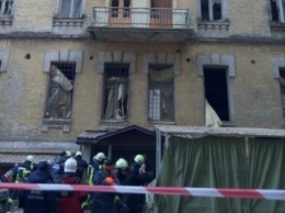 В аварийном доме на ул. Б. Хмельницкого может обрушиться фасад