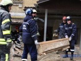 Обвал на Хмельницкого: из-под завалов вытащили тела еще двух человек